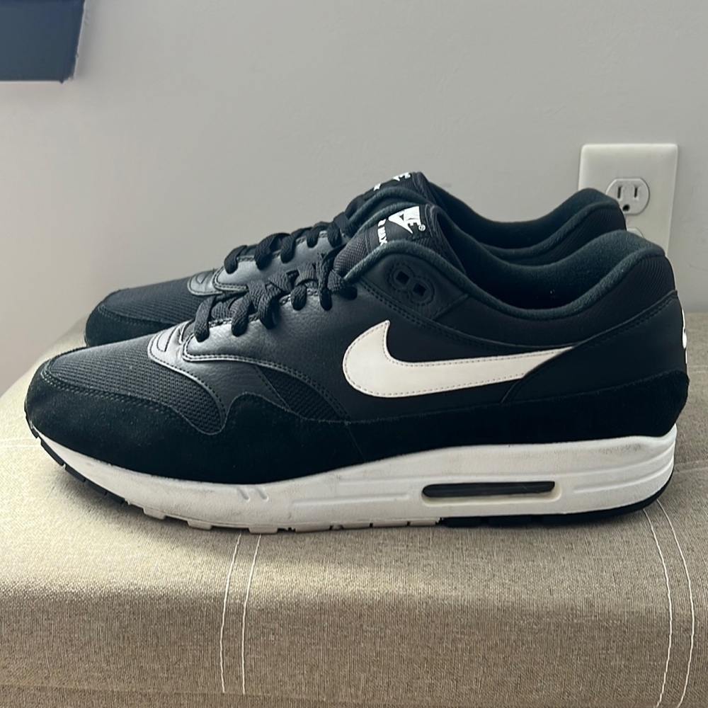 Nike Air Max 1 Black/White (2019) 15